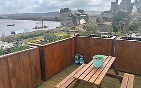 Compton House 1, Sea & Castle Views